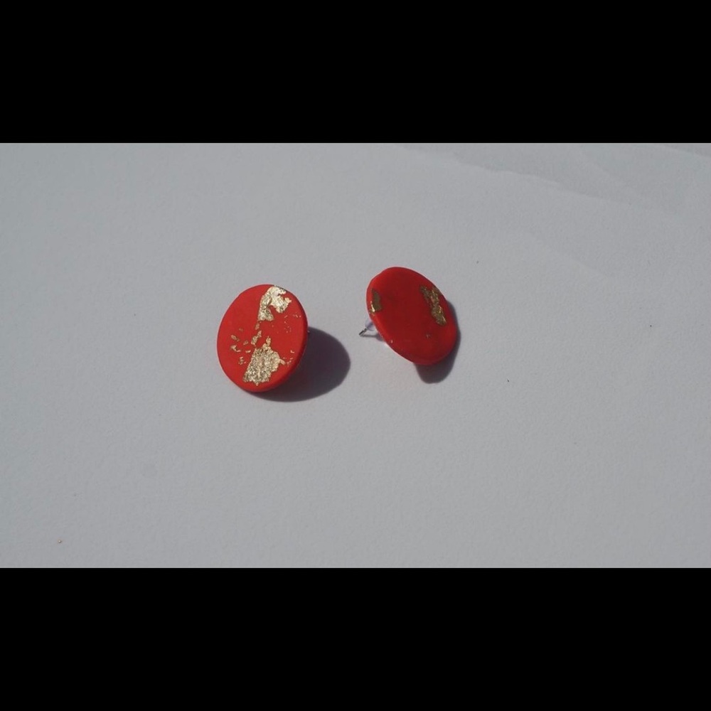 Glamorous & Gold Clay Earrings